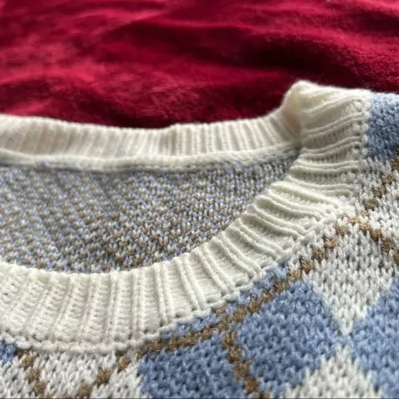 Pattern crop sweater  - Picture 7 of 9